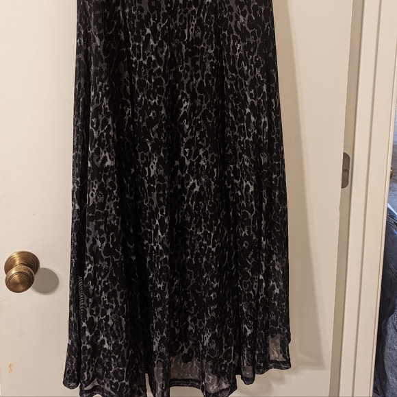 Torrid size 1 animal print dress. - Picture 2 of 6